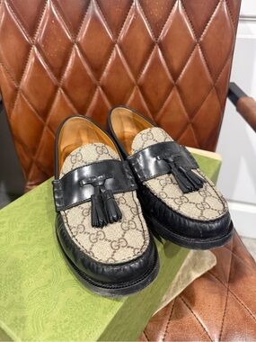 Gucci Black Leather & Beige GG Canvas Tassel Loafers